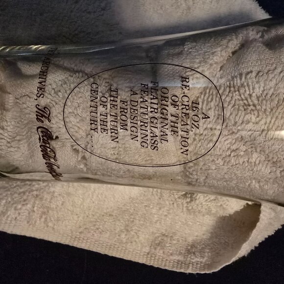 Coca-Cola Collectible 16oz Glass Set Of 2 With Vintage Lady Design - Picture 4 of 6